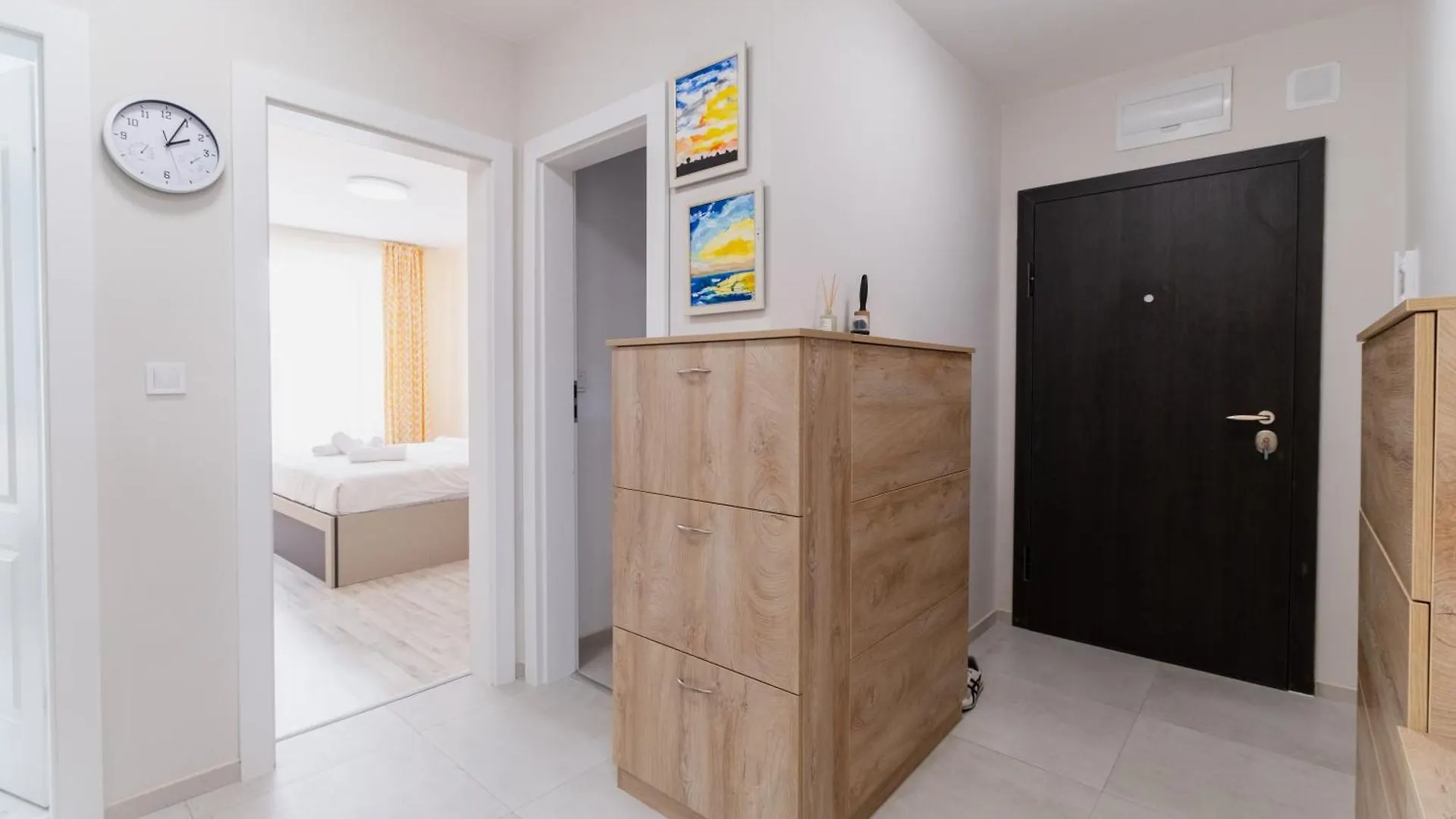 Cozy 2-Bed Apartment بلوفديف 0*,  بلغاريا